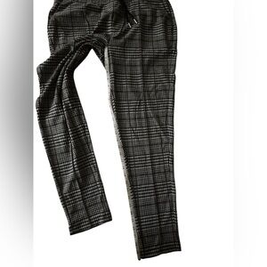 NWT Topman Men's Black and Gray Checkered Pants size L